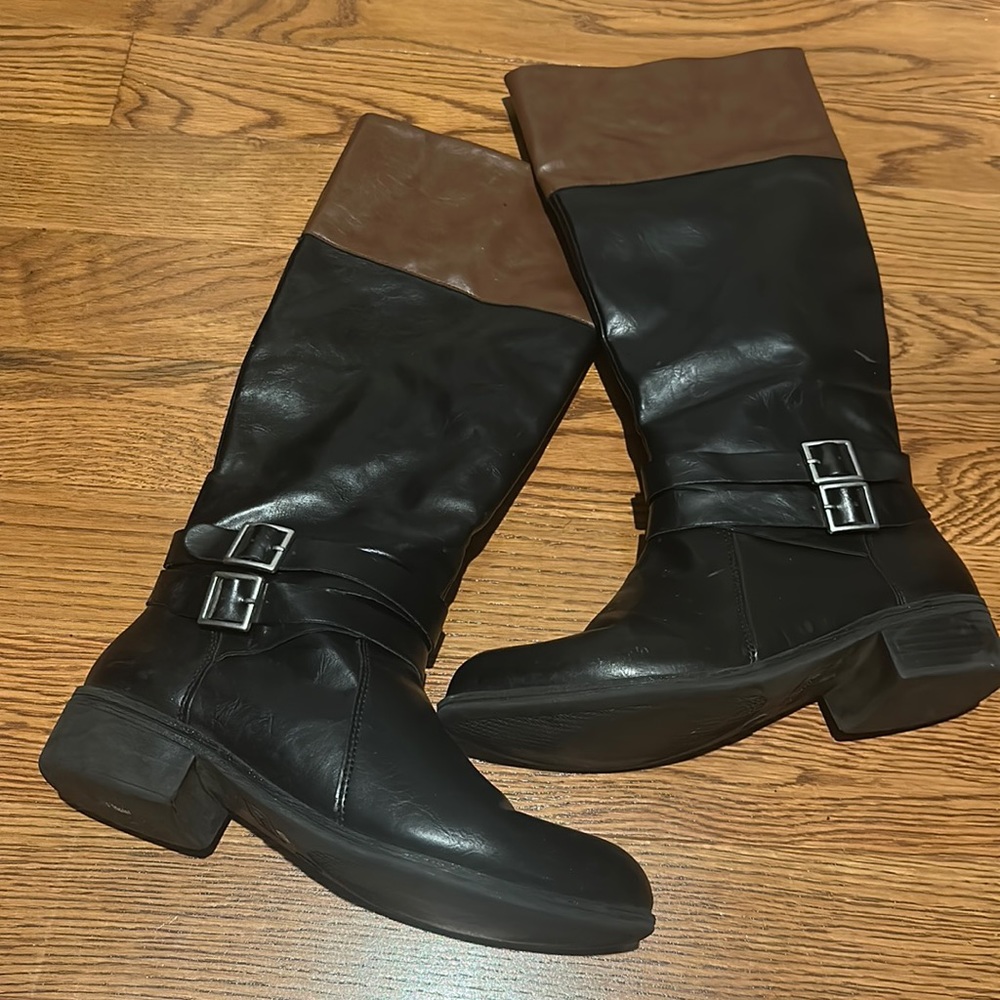 Two-toned Riding Boots